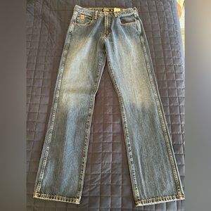Mens ariat classic cut heritage 32/36 jeans.